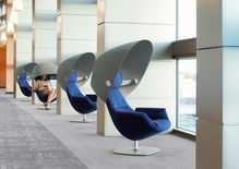 圍觀創(chuàng)意智能辦公椅 別致防護罩可隔離喧囂